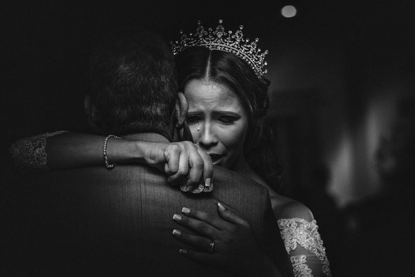 Aşkın en güzel halini gösteren ödüllü düğün fotoğrafları