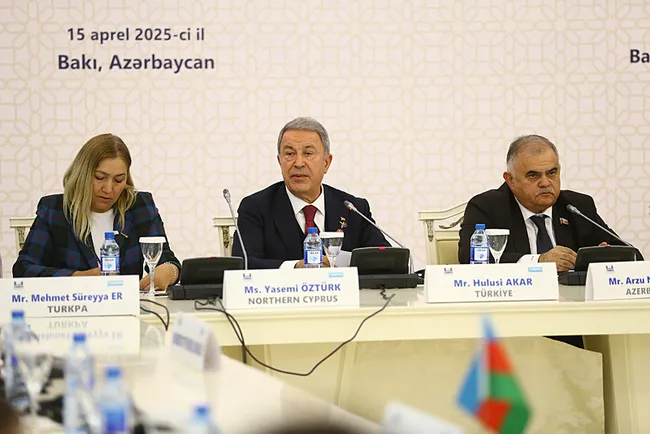 hulusi-akardan-turk-dunyasina-kktcyi-taniyin-cagrisi-bu-tarihi-bir-sorumluluk-1744732150253.jpeg