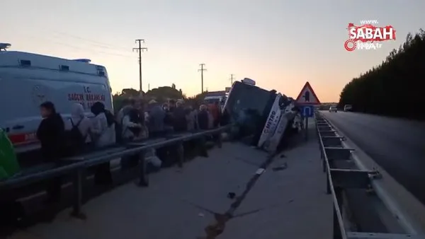 Kontrolden çıkan yolcu otobüsü tahliye kanalına devrildi: 11 yaralı | Video