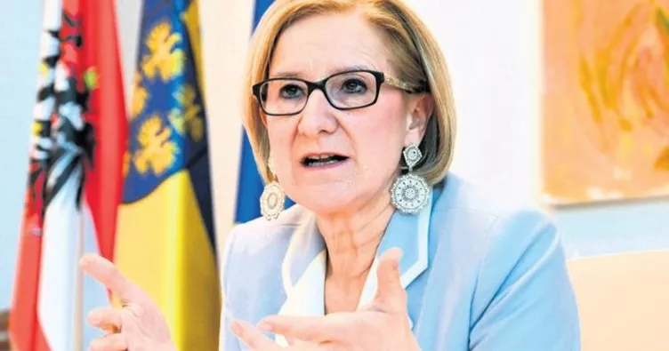 Aşı zorunluluğu yanlış bir karardı