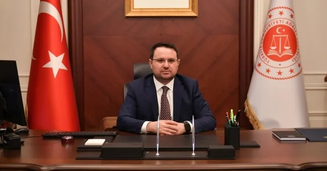 alcak-sozlerle-baskan-erdogani-hedef-aldi-katil-netanyahuya-turkiyeden-pes-pese-tepkiler-1775940744434.jpg Alçak sözlerle Başkan Erdoğan'ı hedef aldı! Katil Netanyahu'ya Türkiye'den peş peşe tepkiler