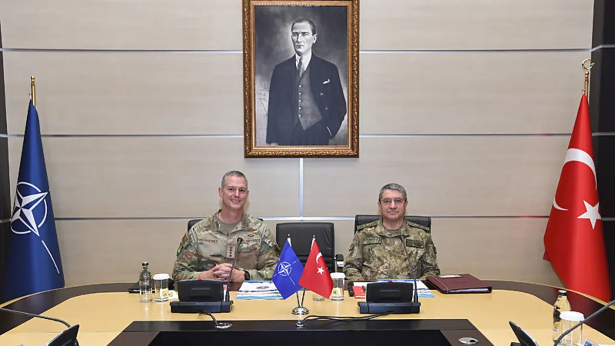 Turkish Chief of General Staff General Selçuk Bayraktaroğlu Met With NATO Supreme Allied Commander Europe (Saceur) Alexus G.