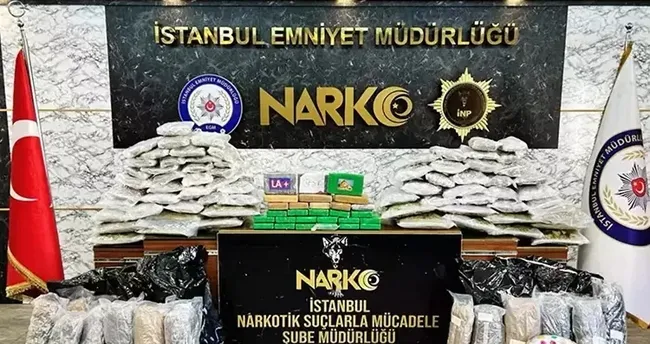 Bakan Yerlikaya duyurdu! 6 yabancı uyruklu zehir taciri yakalandı Bakan Yerlikaya duyurdu! 6 yabancı uyruklu zehir taciri yakalandı