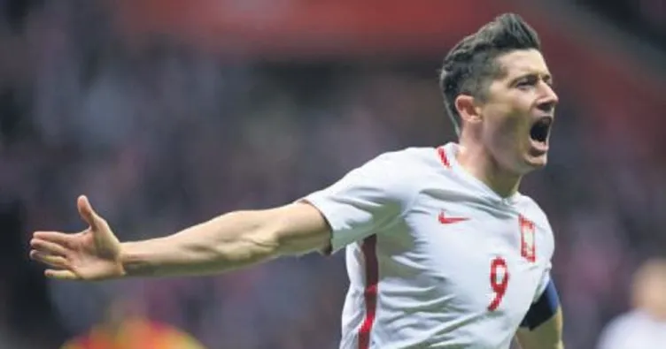 Lewandowski tarihe geçti