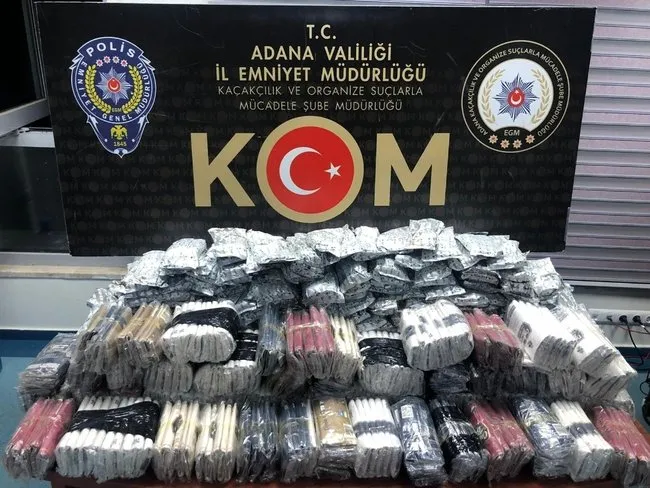 Adana’da kaçak içki ve tütün ele geçirildi