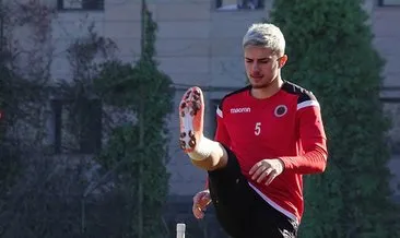 Son dakika transfer haberleri: Trabzonspor Berat Özdemir’in transferini KAP’a bildirdi!
