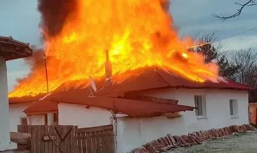 Amasya’da tek katlı ev yangında küle döndü