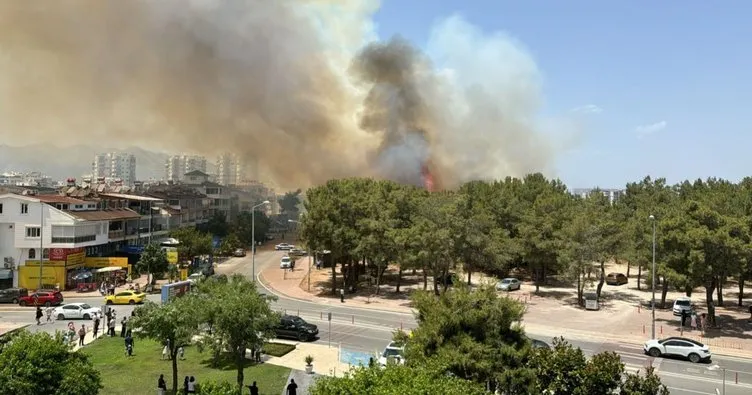 Antalya’da iki ayrı orman yangını