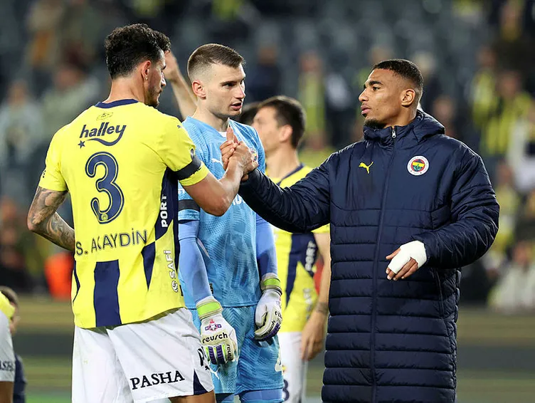 SON DAKİKA HABERİ: Fenerbahçe’den Osimhen telefonu! Napoli, ’Masaya otururuz’ diyerek fiyatını belirledi