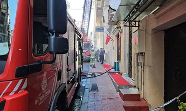 Beyoğlu’nda restoranda çıkan yangın söndürüldü