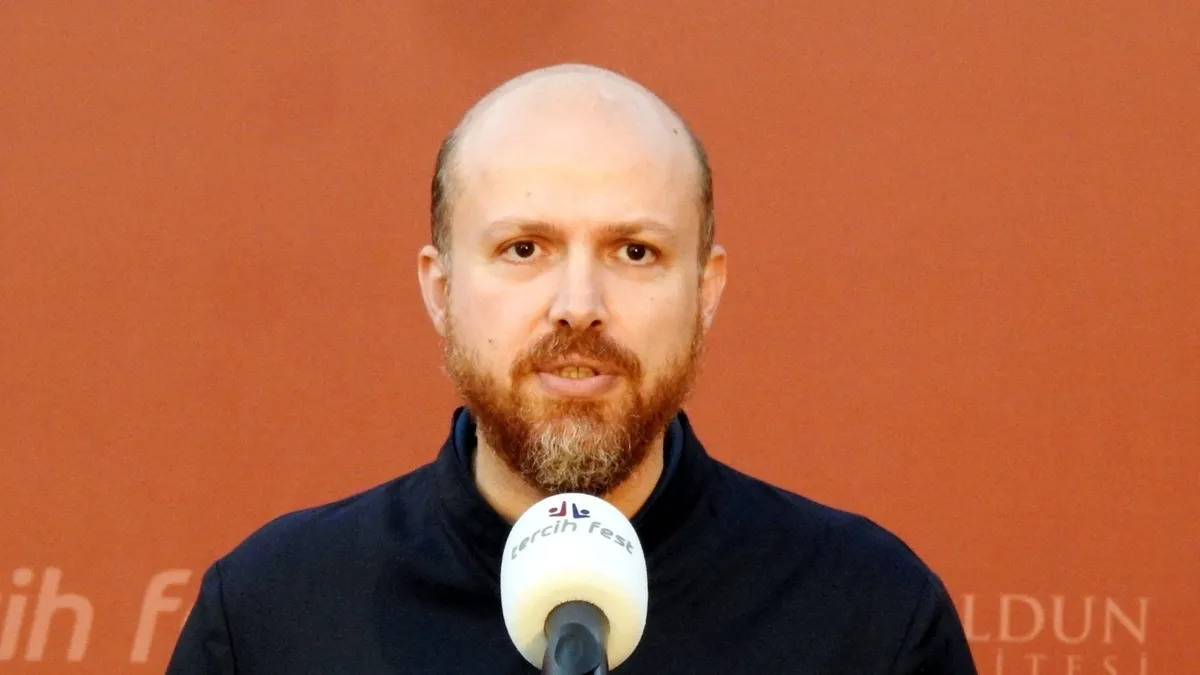 Bilal Erdoğan gençlerle buluştu: Toplumun sorunlarına çözüm üretecek insanlara ihtiyacımız var Bilal Erdoğan gençlerle buluştu: Toplumun sorunlarına çözüm üretecek insanlara ihtiyacımız var