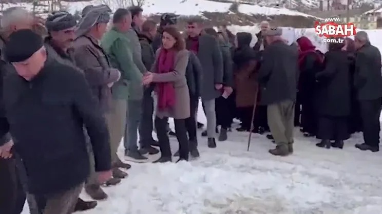 HDP'li vekiller teröristin cenazesine katıldı | Video
