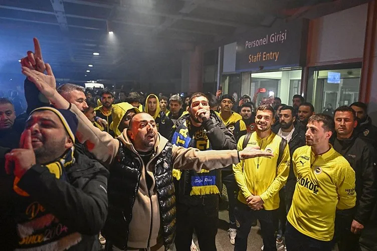 Son dakika Fenerbahçe haberi: İftarda ligden çekilme zirvesi! Fenerbahçe’den o oyuncular için flaş adım
