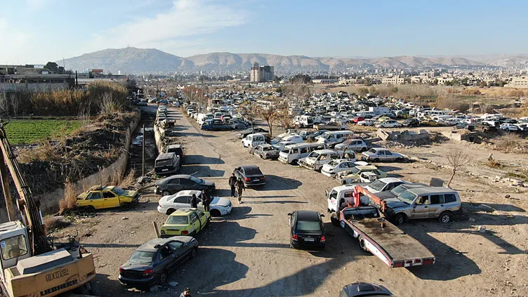 Esad rejimi el koymuştu: O araçlar çürümeye bırakıldı