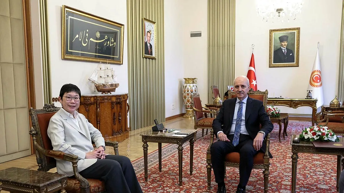 TBMM Başkanı Kurtulmuş, Singapur'un Ankara Büyükelçisi Li Peng Kok'u kabul etti