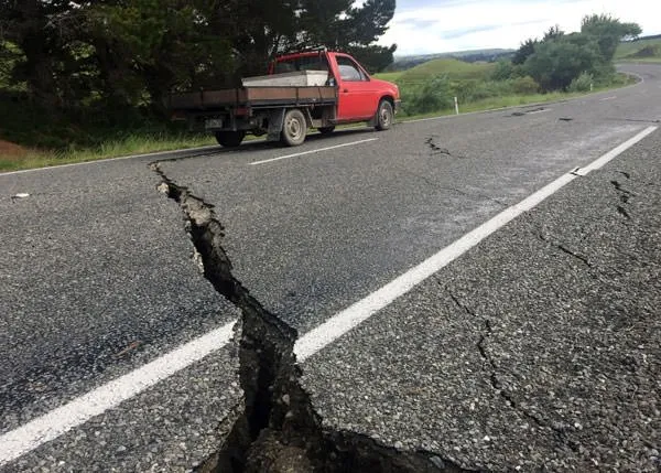 Yeni Zelanda’daki depremin boyutu gün ağarınca ortaya çıktı