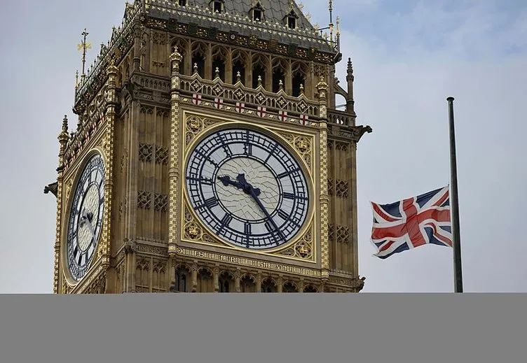 SON DAKİKA- Kraliçe Elizabeth'e son veda! Prens Philip'in yanına gömülecek...