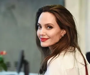Angelina Jolie'den flaş karar! Angelina Jolie BM İyi Niyet Elçiliği görevinden ayrılacak