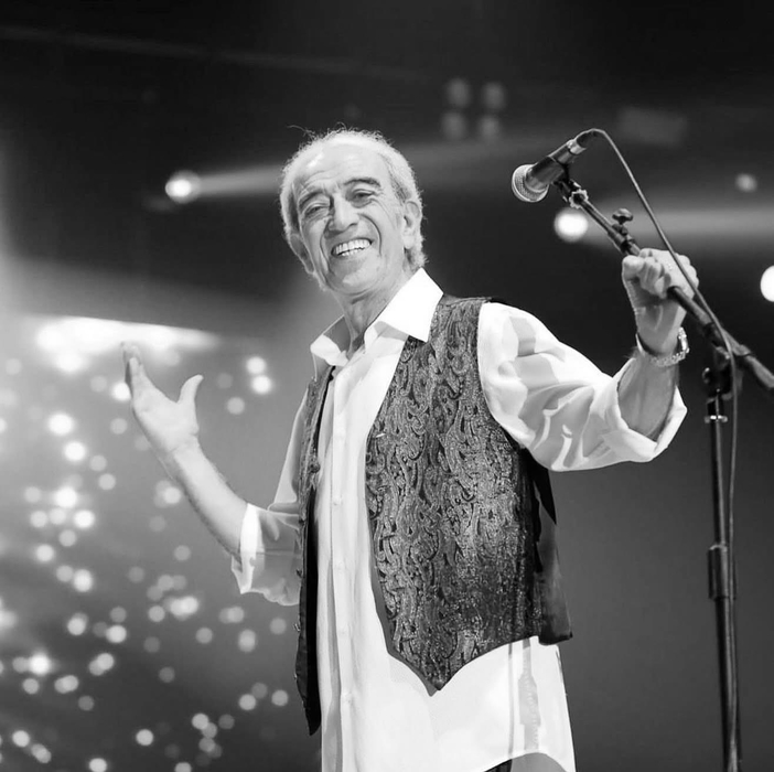 Ah Edip abim... Melek kalpli bir üstat... 75 yaşında hayatını kaybeden usta isim Edip Akbayram’ı ünlü dostları unutmadı!
