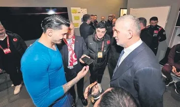 Milli yıldızlardan başkan’a davet