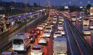 İstanbul’da trafik durma noktasına geldi: Yoğunluk yüzde 89’a ulaştı