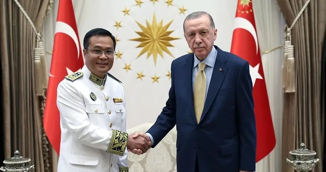 Büyükelçilerden Başkan Erdoğan'a güven mektubu Büyükelçilerden Başkan Erdoğan'a güven mektubu