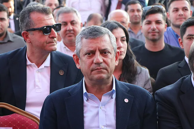 son-dakika-ozgur-ozel-turkiyeyi-yine-sikayet-etti-bu-kez-italyadan-yardim-istedi-ulkesini-dusmanca-sozlerle-he-1787035054134.jpeg SON DAKİKA… Özgür Özel Türkiye’yi yine şikayet etti! Bu kez İtalya’dan yardım istedi: Ülkesini düşmanca sözlerle hedef aldı...