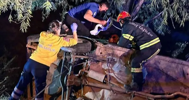 Denizli’de otomobil şarampole devrildi: 2 ölü, 3 yaralı Denizli’de otomobil şarampole devrildi: 2 ölü, 3 yaralı