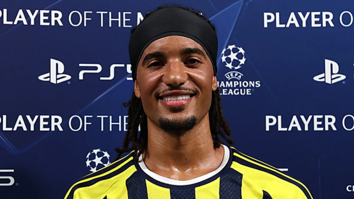 Fenerbahçe - Roma maçında en iyi oyuncu Archie Brown seçildi