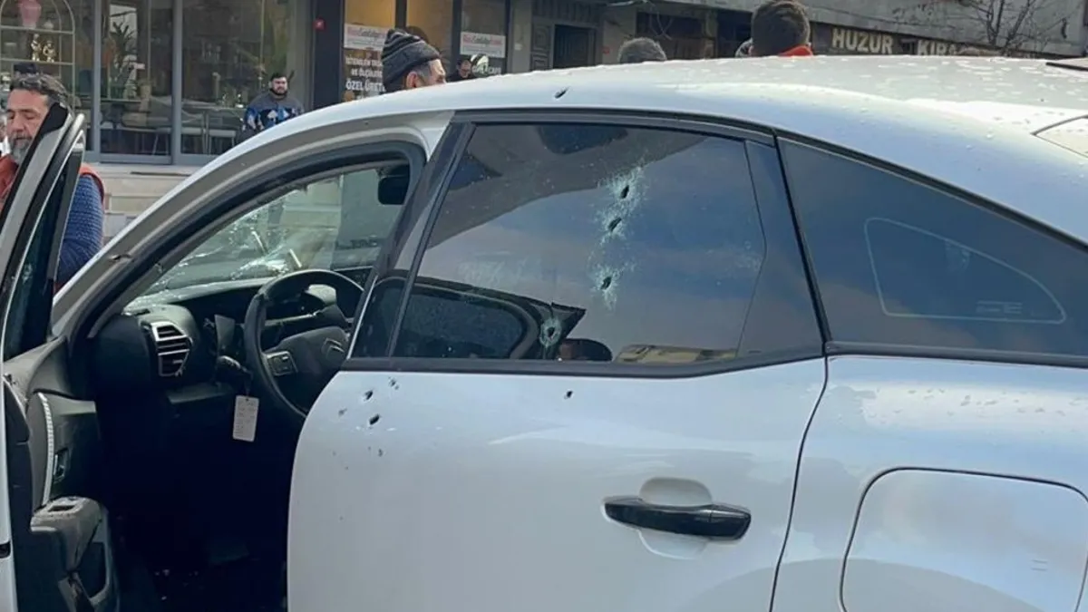 Kağıthane’de Uzun Namlulu Silahla Saldırı: 25 Yaşındaki Genç Hayatını Kaybetti Kağıthane’de Uzun Namlulu Silahla Saldırı: 25 Yaşındaki Genç Hayatını Kaybetti