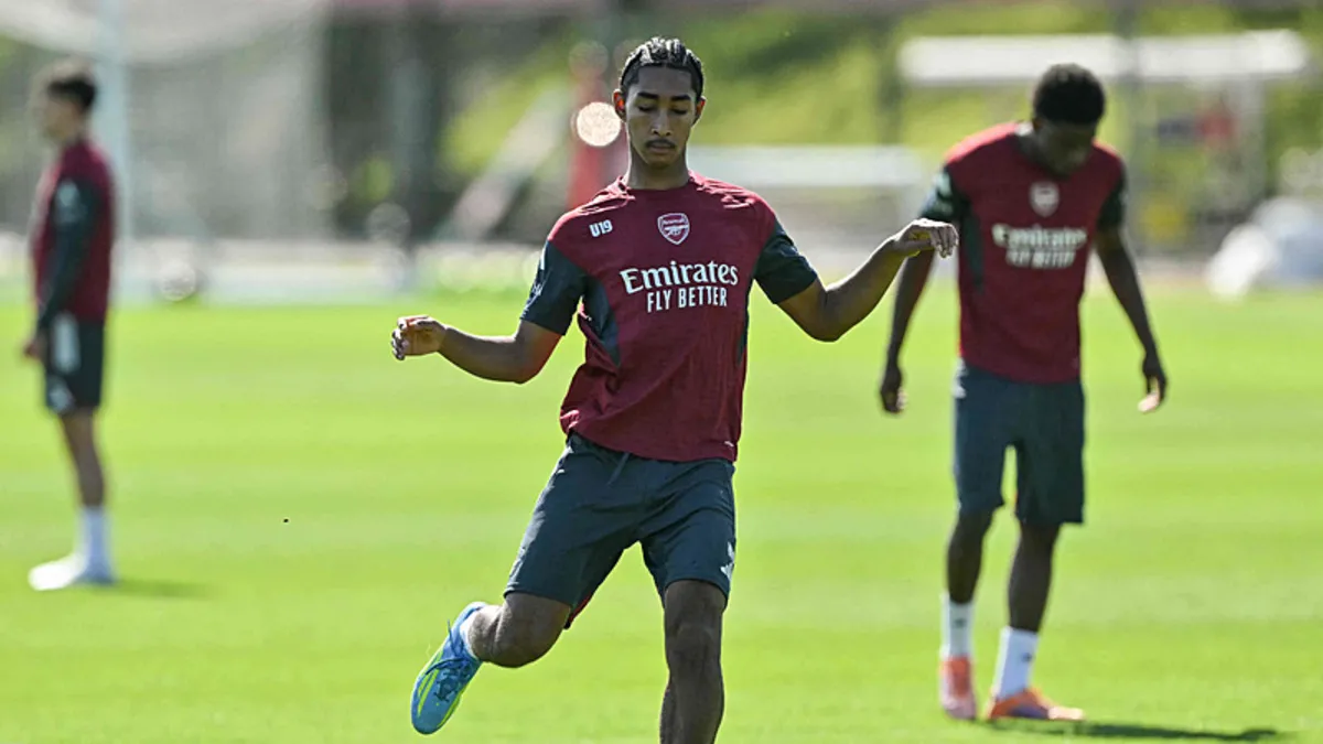 Arsenal'den 16 yaşındaki Marli Salmon'a sözleşme!