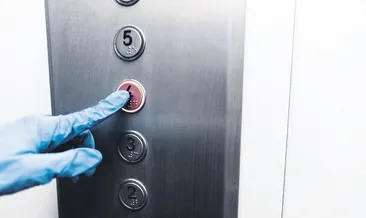 Asansör tuşuna kim basacak?