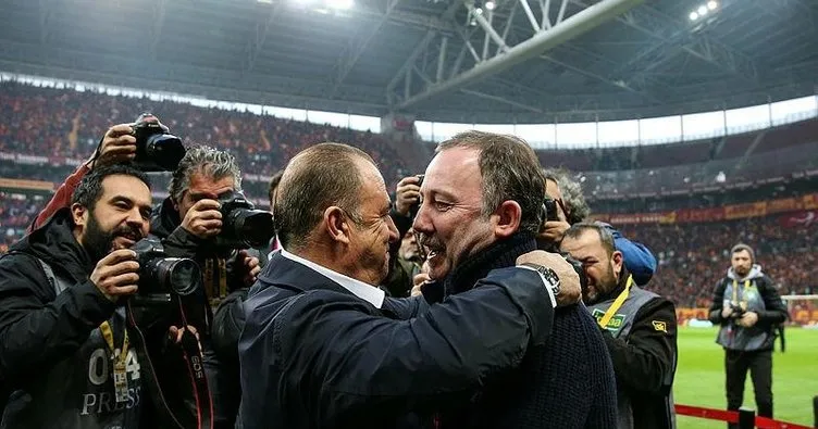 Beşiktaş ve Galatasaray transfer savaşında!