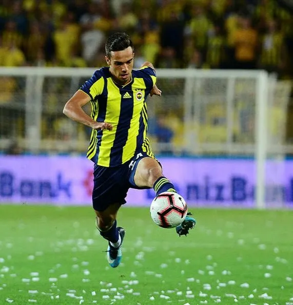 Fenerbahçe’de bir ayrılık daha! Barış Alıcı, Çaykur Rizespor’la anlaştı