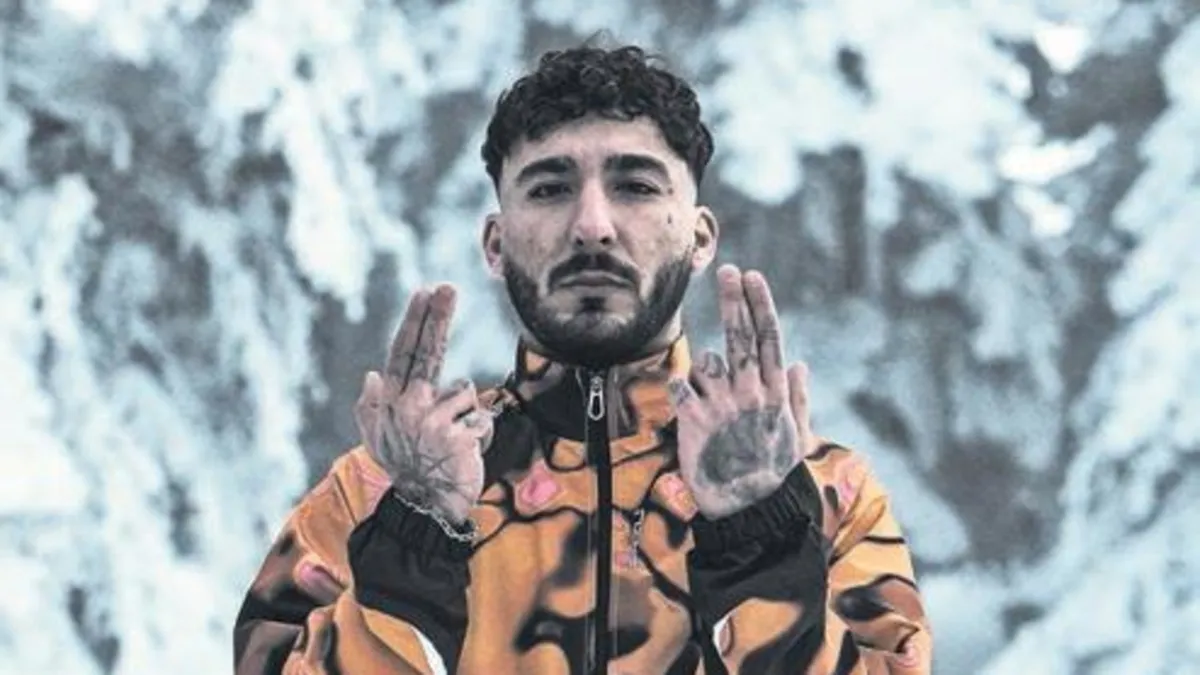 Yeni şarkısıyla trendlerde!