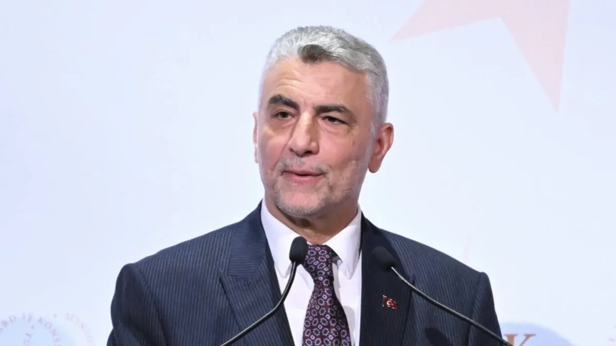 Bakan Bolat: Dış ticaret dengesindeki gelişmeler büyümeyi daha dengeli hale getirdi