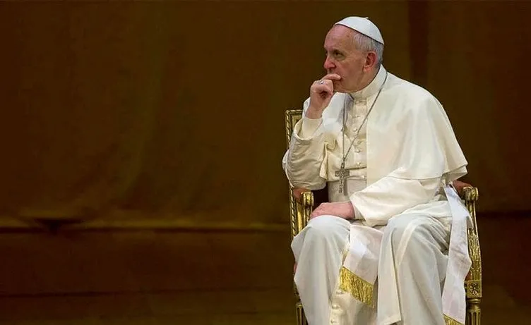 Ayasofya açıklamasının ardından Papa Francis'e zor soru!  ‘Cordoba Kurtuba Ulu Camii  için de acı çekiyor mu?’