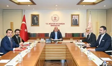 Kültür ve Turizm Bakanı Mehmet Nuri Ersoy Tamer Karadağlı ile bir araya geldi