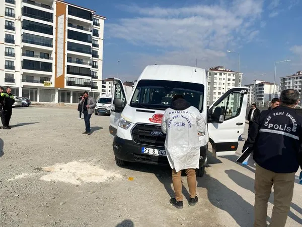 okul-servisi-kucuk-kizi-hayattan-kopardi-1738658889519.jpg