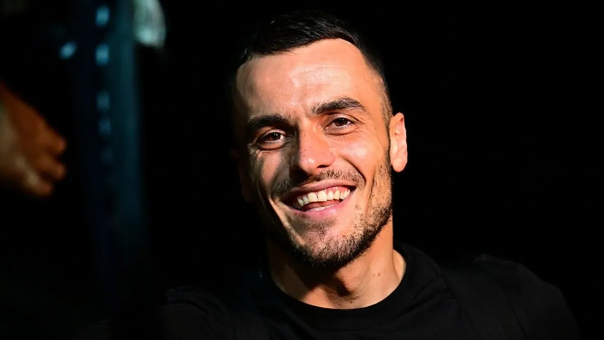 FENERBAHÇE HABERLERİ: Mourinho'dan Kostic'le yeni sistem