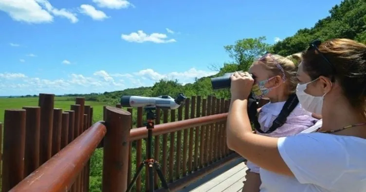 Kuş gözlem kulesi yoğun ilgi gördü