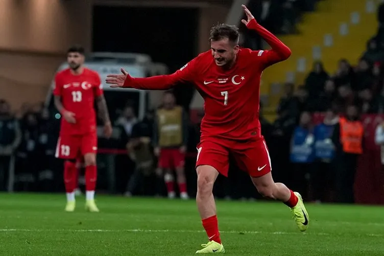 SON DAKİKA MİLLİ TAKIM HABERİ: Kerem Aktürkoğlu maç sonunda ağladı! Hakan Çalhanoğlu bu sözlerle teselli etti...