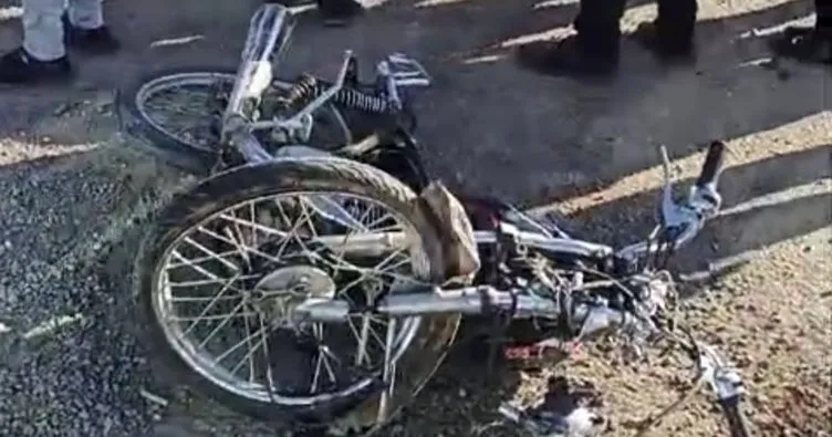 Şanlıurfa’da motosiklet otomobile ile çarpıştı: 2 ağır yaralı