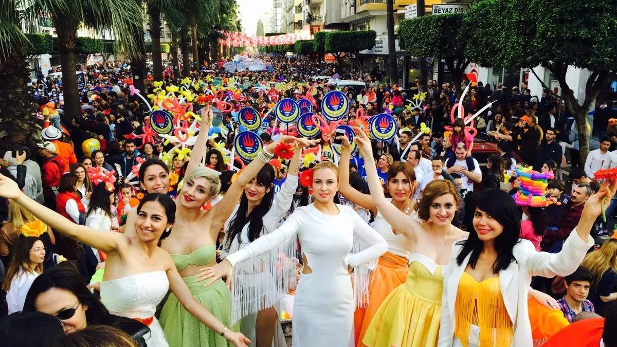Türkiye Kültür Yolu Festivali Portakal Çiçeği Karnavalıyla başladı