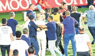 Alanya-Trabzon maçı sonrası tartışma yaşandı! Bize küfür yağdı