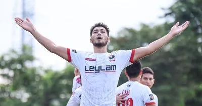 20 yaşındaki Türk golcü Arda Çınkır, Filipinler Ligi’ni sallıyor! Bir devrede 4 gol attı