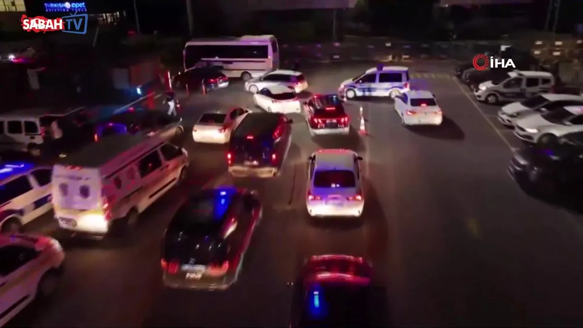 Sahte ekspertizle 687 kişiye vatandaşlık: 16 ilde 72 şüpheli yakalandı | Video videosunu izle Sahte ekspertizle 687 kişiye vatandaşlık: 16 ilde 72 şüpheli yakalandı | Video videosunu izle