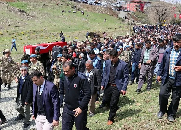 Bitlis şehidi son yolculuğuna uğurlandı!