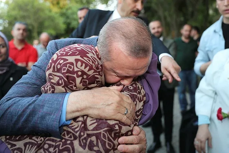 BaÅkan ErdoÄan, NakkaÅtepe Millet Bahçesi'ni gezdi vatandaÅlarla sohbet etti