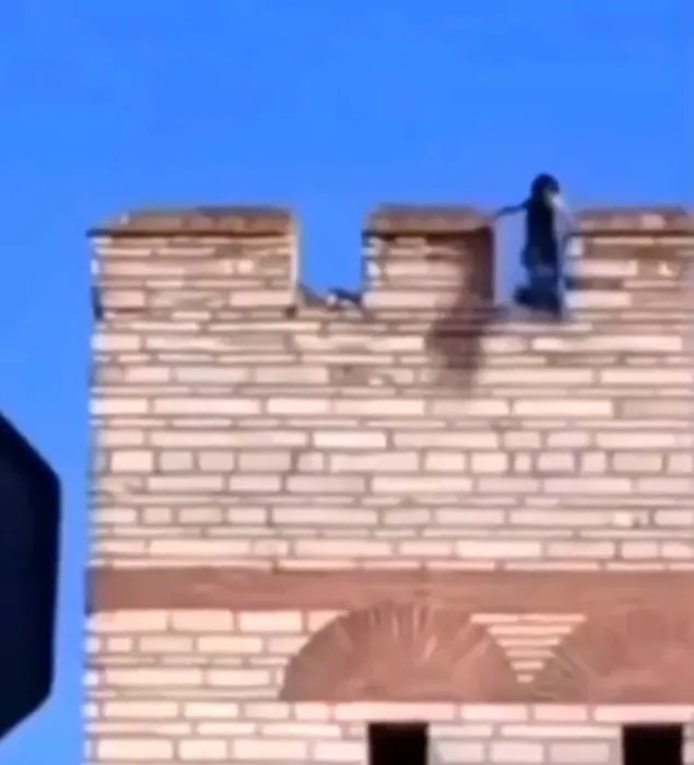 SON DAKİKA! Surdaki vahşette yeni gelişme! Katil Semih Çelik iki kızı katledip intihar etmişti: Görüntüdeki 3. kişinin sırrı çözüldü